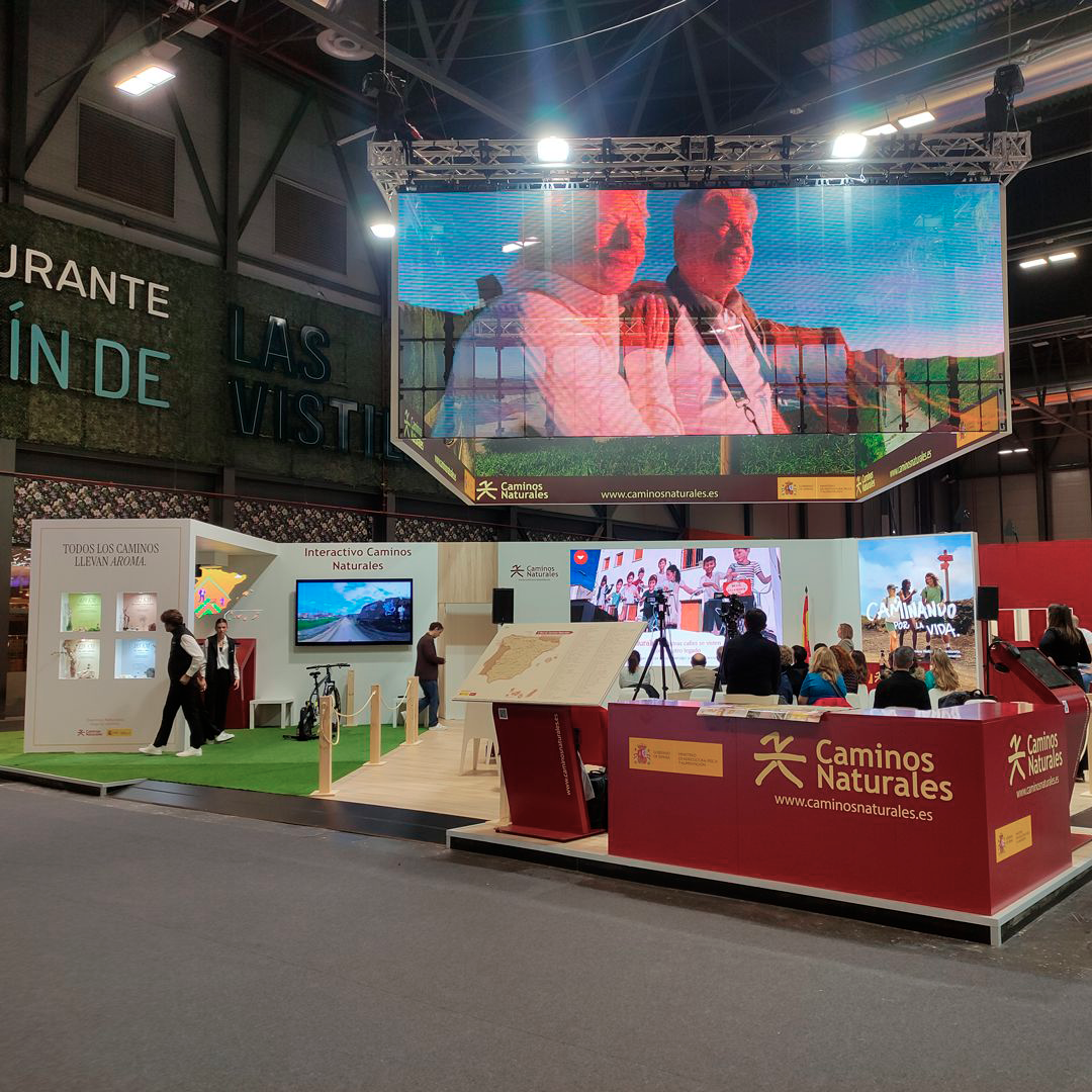 Imagen general del stand de Caminos Naturales en FITUR 2025