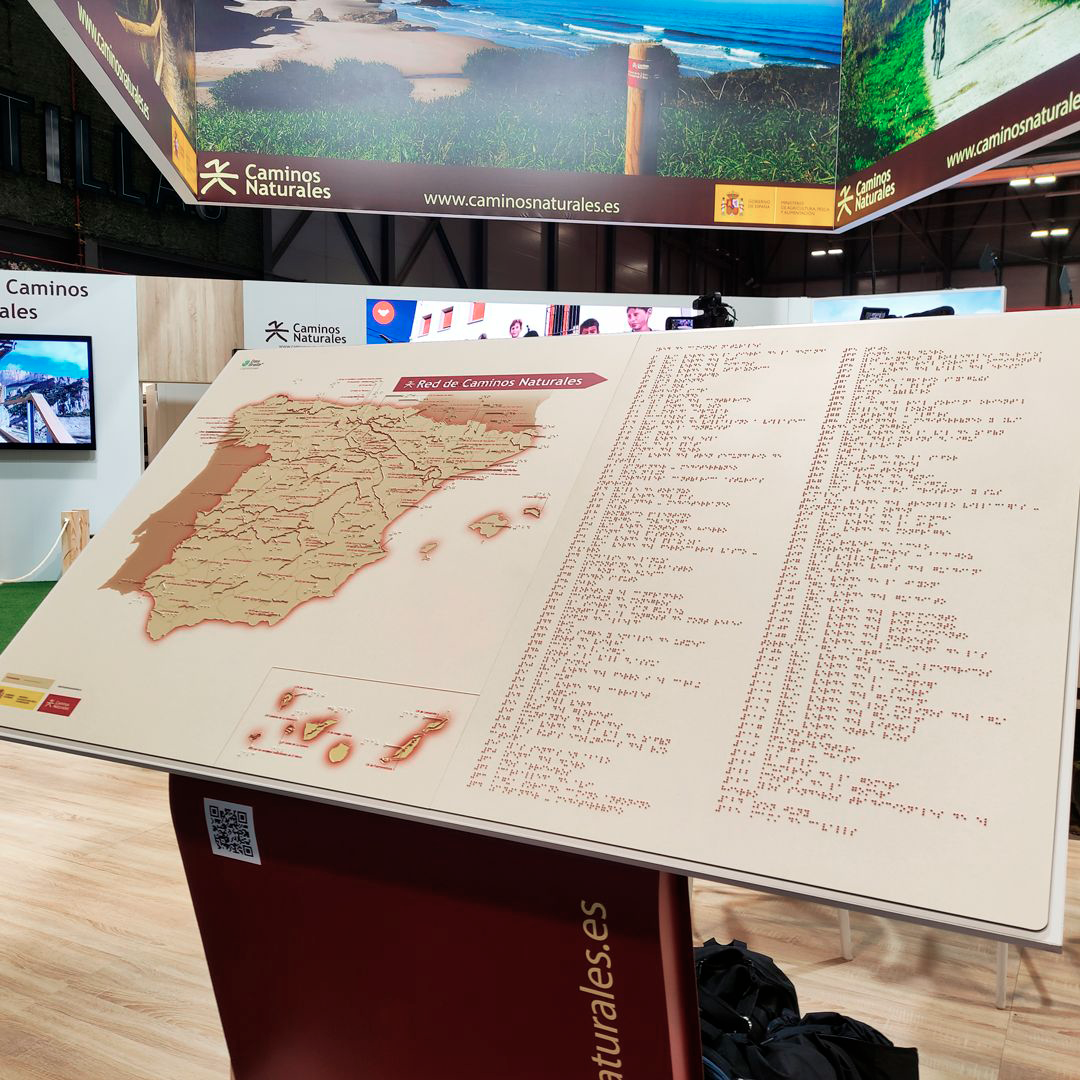 Imagen del plano háptico elaborado por databraille para el stand de Caminos Naturales en FITUR 20254